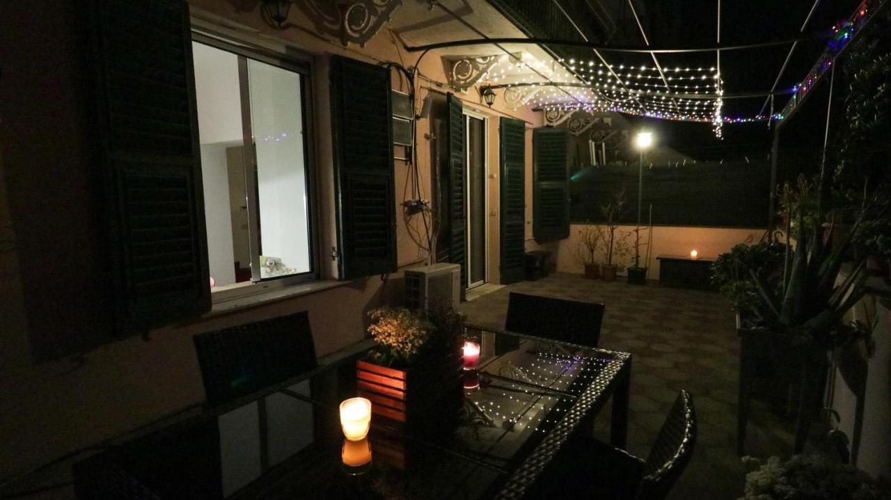 Apartmán Sole, Terrazza, Centro Citta E Wi-Fi Veloce! Janov Exteriér fotografie