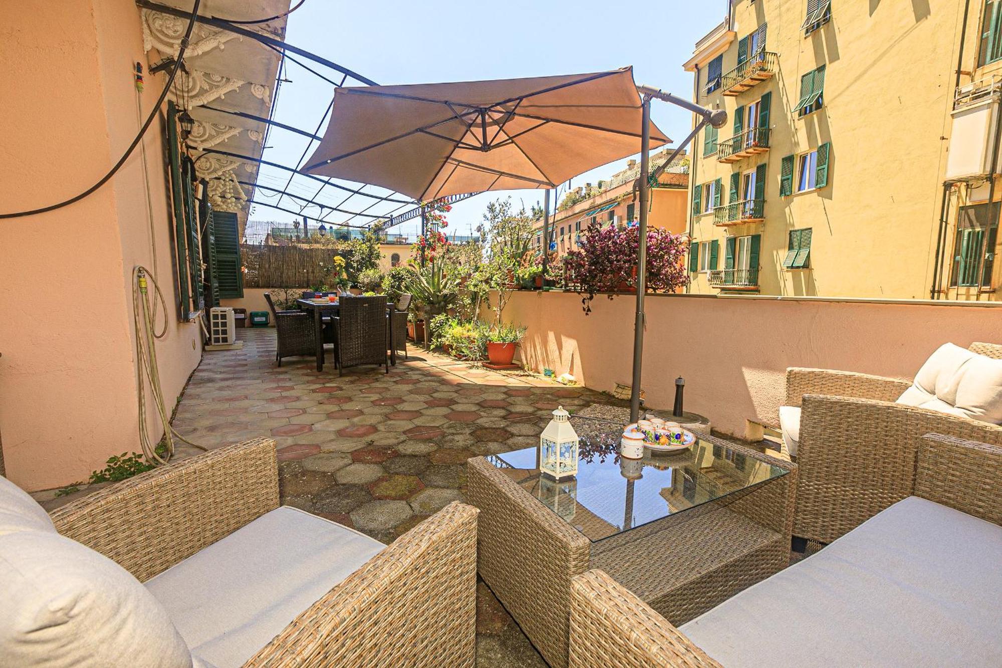 Apartmán Sole, Terrazza, Centro Citta E Wi-Fi Veloce! Janov Exteriér fotografie