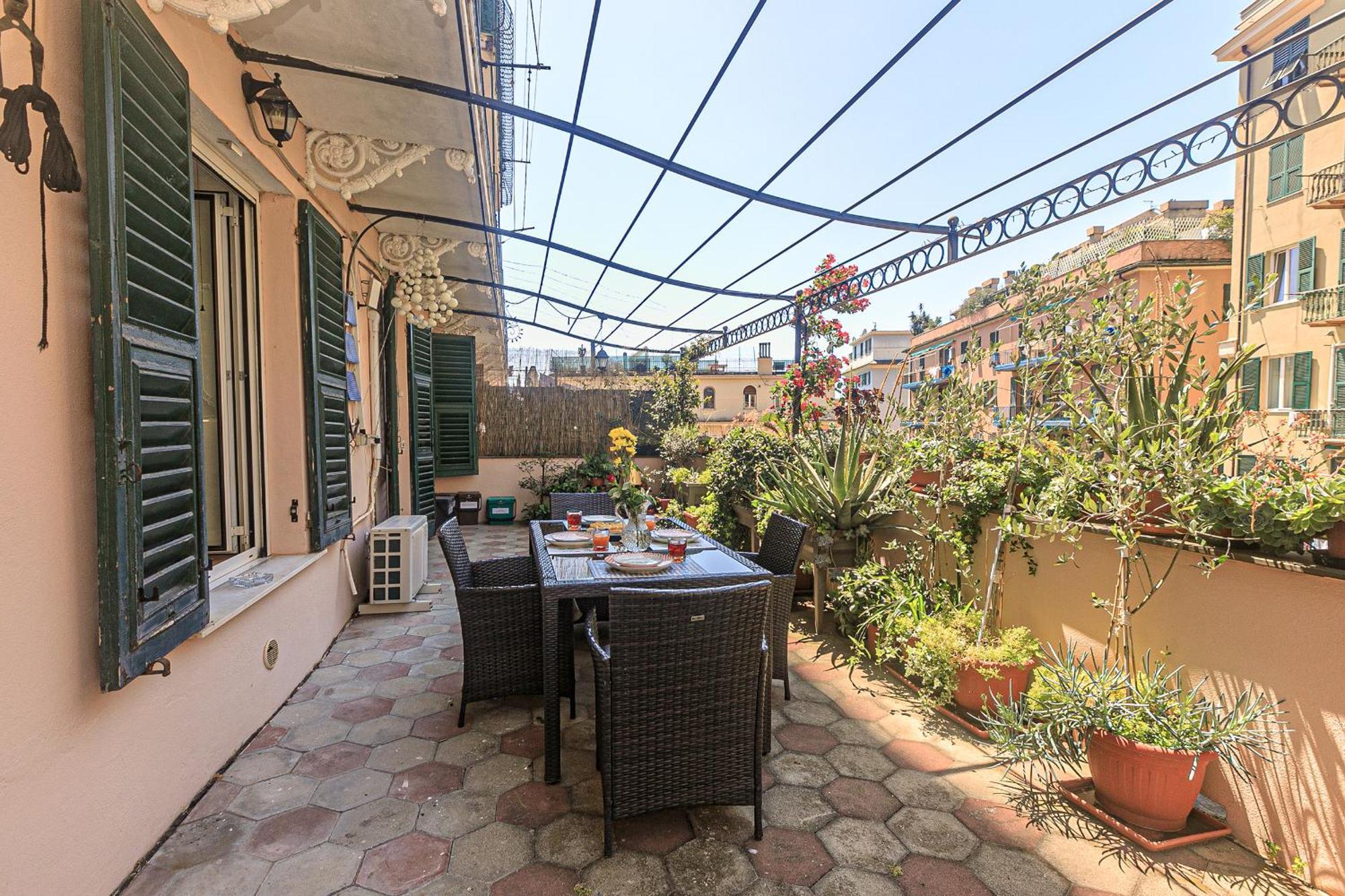 Apartmán Sole, Terrazza, Centro Citta E Wi-Fi Veloce! Janov Exteriér fotografie
