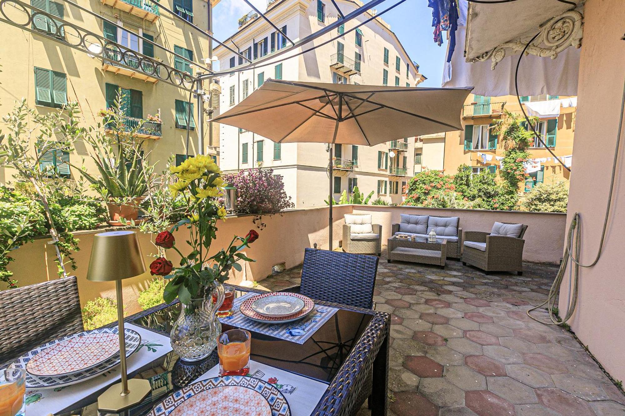 Apartmán Sole, Terrazza, Centro Citta E Wi-Fi Veloce! Janov Exteriér fotografie